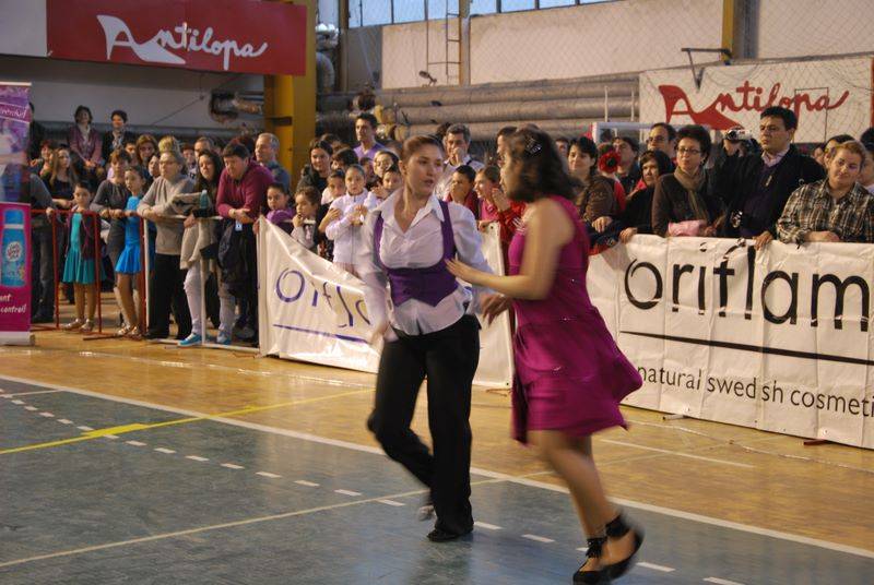 andreea_andreea_cupa_bucuresti_cursuri_de_dans_bucuresti__scoala_de_dans_in_pasi_de_dans