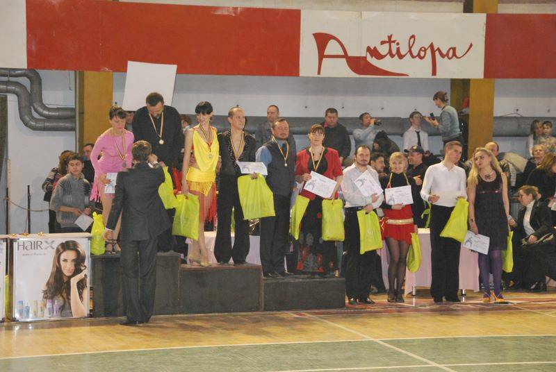 iulian_roxana__premiere_cupa_bucuresti_cursuri_de_dans_bucuresti__scoala_de_dans_in_pasi_de_dans